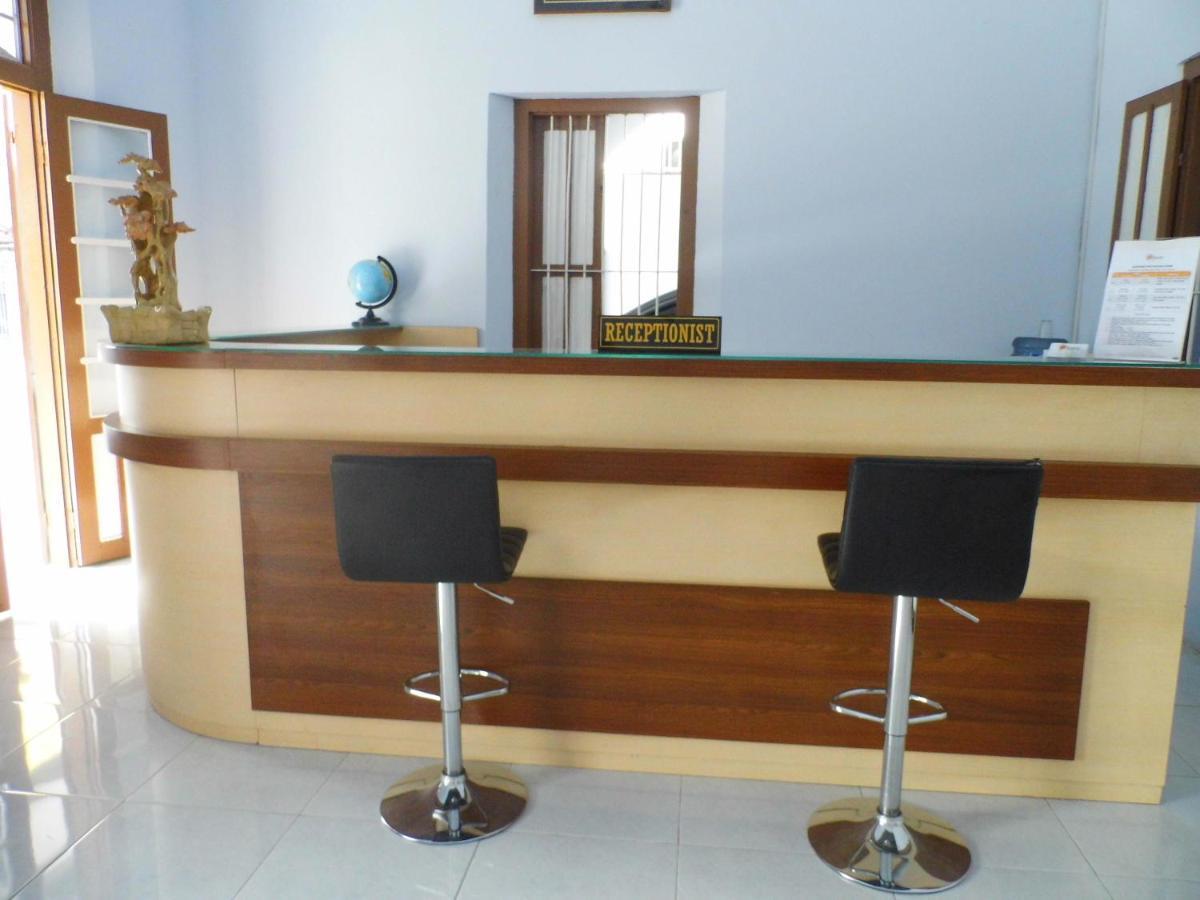 Hotel Ilhami 勿里达 外观 照片